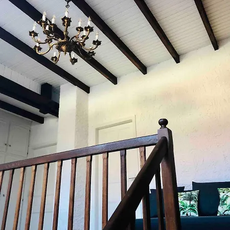 Vila Les Hauts De La Grange